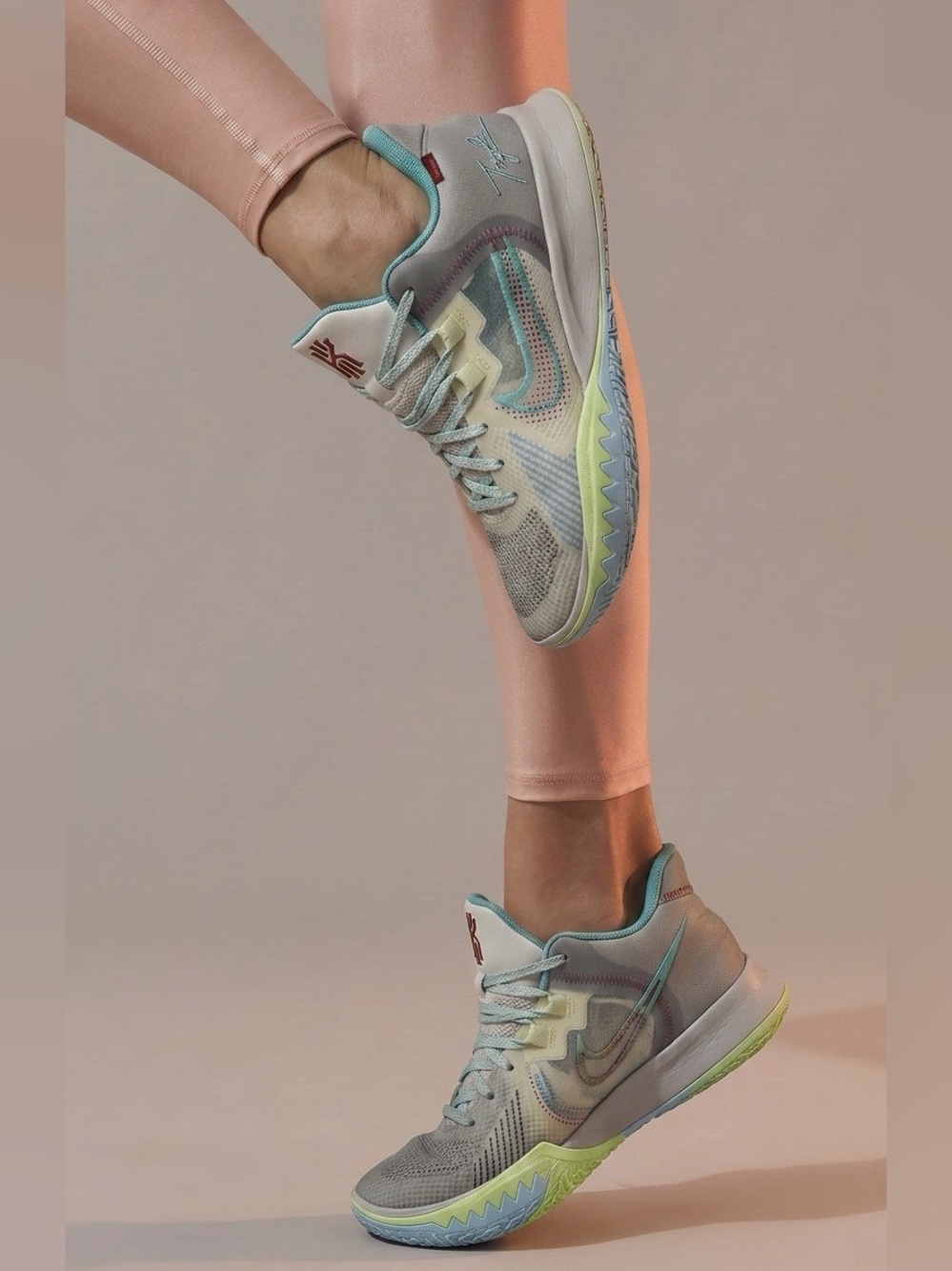NikeKyrie Flytrap 5 EP '1 World 1 People